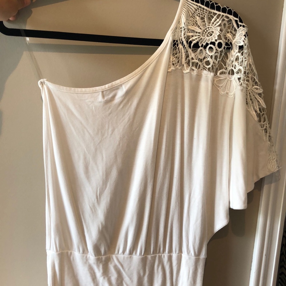 One Shoulder Eclipse Top - Picture 4 of 4